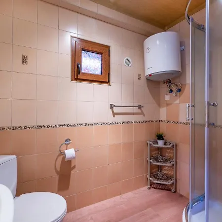 Domek letniskowy Uroczy Zakatek *