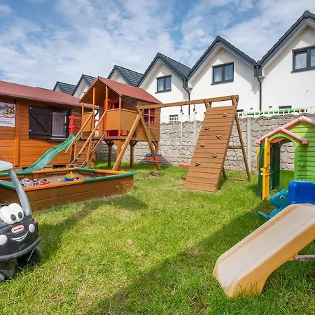 Domek letniskowy Uroczy Zakatek *