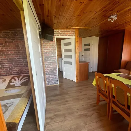 Uroczy Zakatek Domek letniskowy *